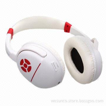 Wireless MP3 player headphone with FM radio